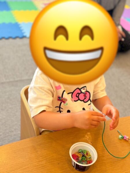 ビーズ通し♪